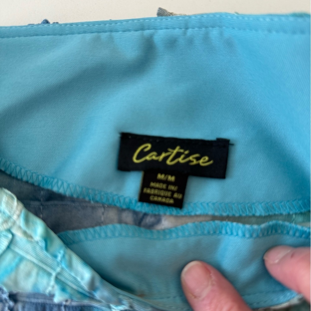 Cartise Blue and Green Textured Women's Top Medium - Picture 5 of 5